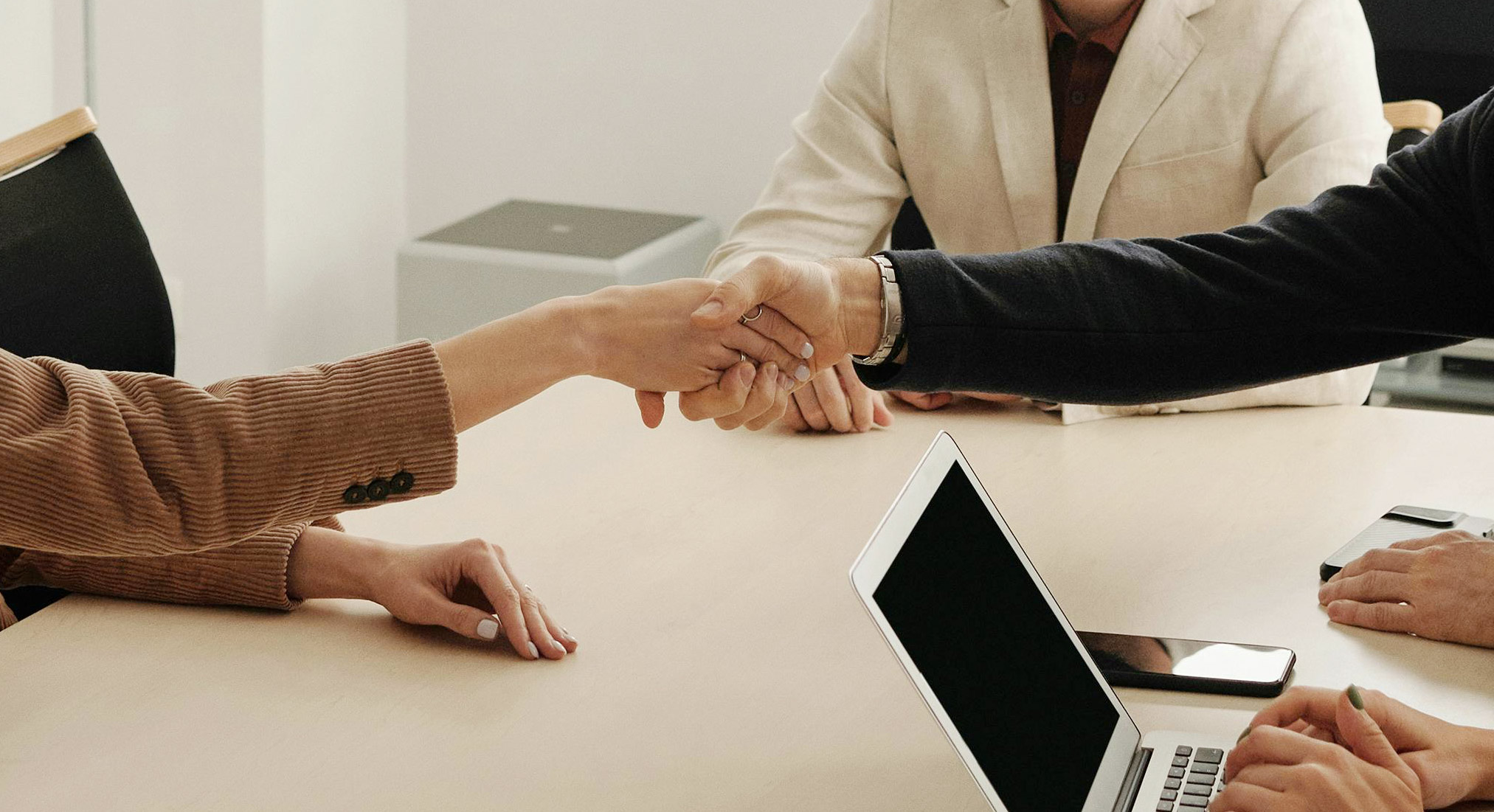 再赴杰達(dá)之約，共繪合作新篇——東南亞客戶(hù)再次蒞臨杰達(dá)審廠交流